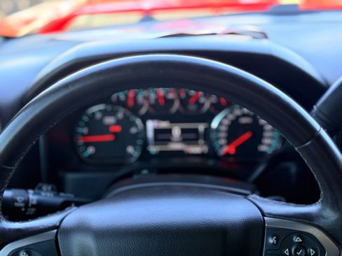 Used 2015 Chevrolet Silverado 2500 LT w/ LT Convenience Package image 17