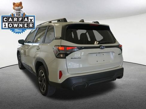 Used 2025 Subaru Forester Limited AWD/4WD image 11