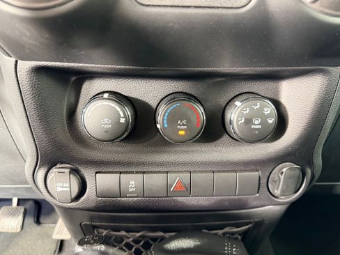 Used 2016 Jeep Wrangler Sport w/ Quick Order Package 23S image 15