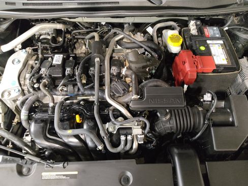 Used 2023 Nissan Sentra SR w/ Midnight Edition Package FWD image 30