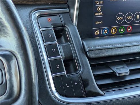 Used 2021 Chevrolet Tahoe High Country image 12