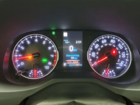 Used 2019 Toyota RAV4 XLE Premium image 18