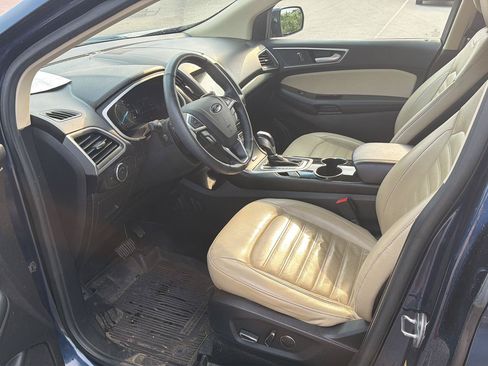 Used 2017 Ford Edge SEL w/ Equipment Group 201A AWD/4WD image 8