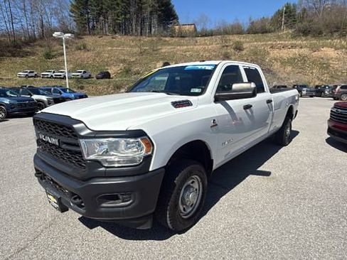 Used 2022 RAM 2500 Tradesman AWD/4WD image 8