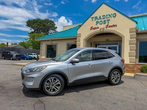 Used 2022 Ford Escape SEL FWD image 3