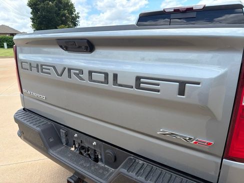Used 2023 Chevrolet Silverado 1500 ZR2 w/ Technology Package AWD/4WD image 6