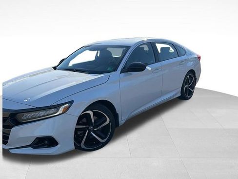 Used 2021 Honda Accord Sport image 3