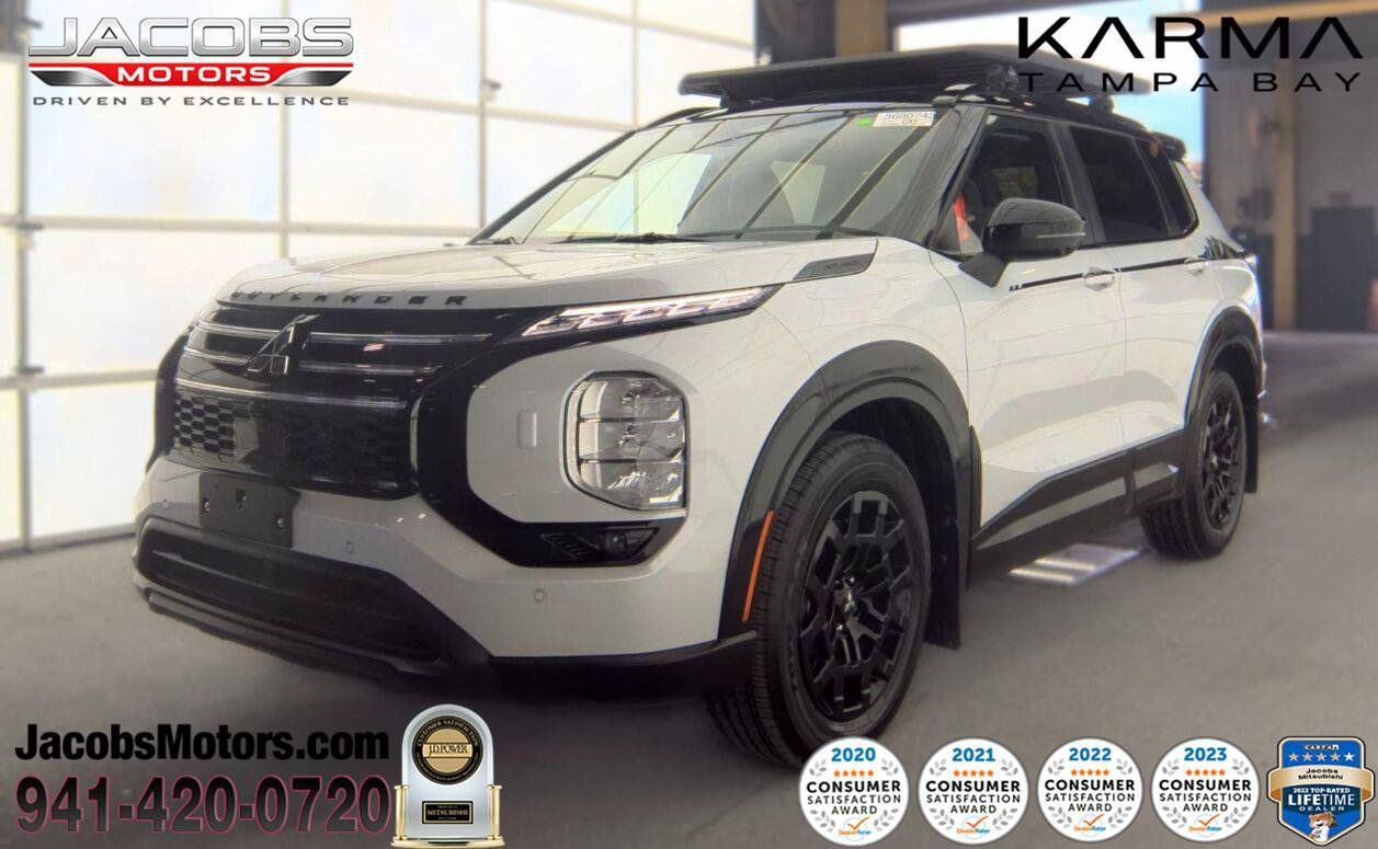 Used 2026 Mitsubishi Outlander LE AWD/4WD image 1