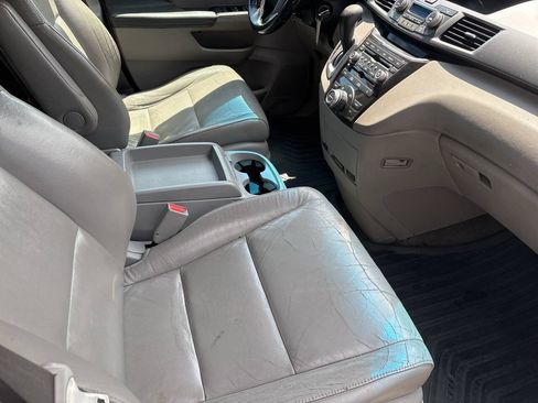 Used 2011 Honda Odyssey Touring image 12