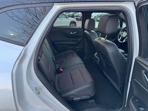 Used 2022 Chevrolet Blazer RS w/ Enhanced Convenience Package image 21