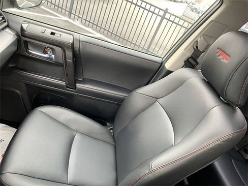 Certified 2023 Toyota 4Runner TRD Off-Road Premium image 31