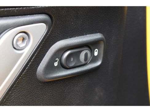 Used 2015 Jeep Wrangler Unlimited Sahara w/ Connectivity Group image 12