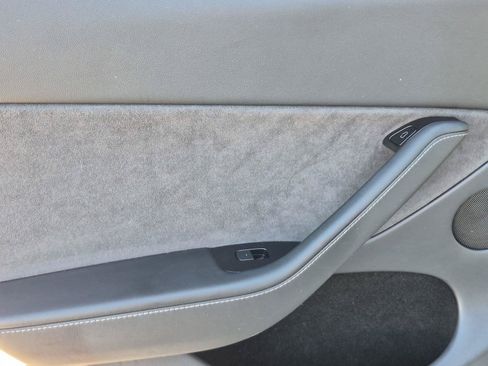 Used 2023 Tesla Model Y AWD image 14