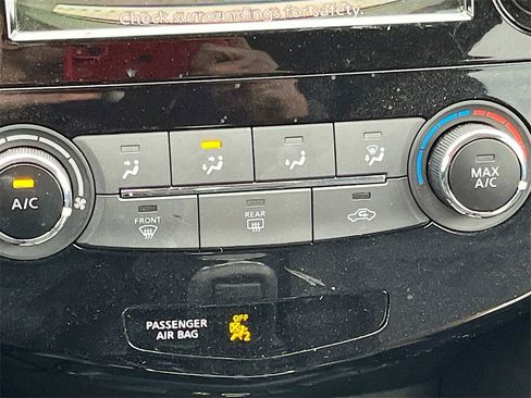 Used 2020 Nissan Rogue S w/ Special Edition Package image 15