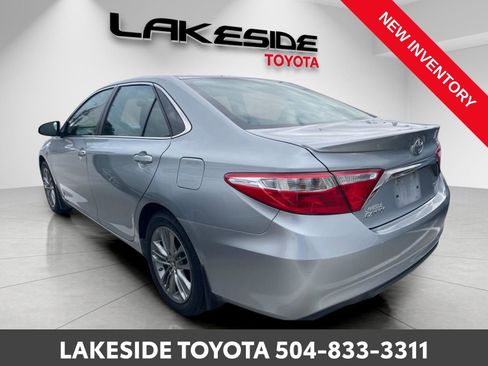 Used 2015 Toyota Camry image 4