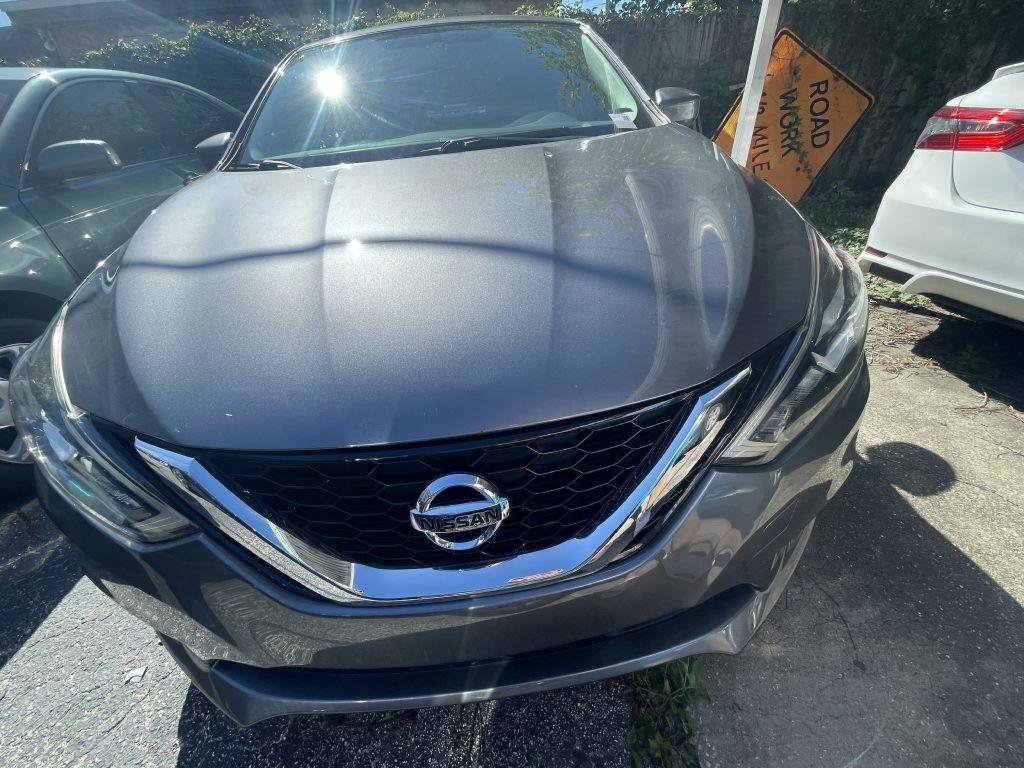 Used 2019 Nissan Sentra SV FWD image 1