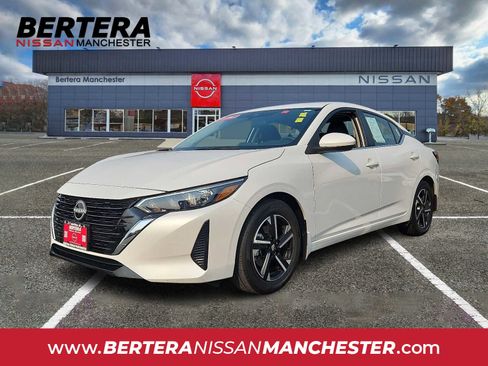 Certified 2024 Nissan Sentra SV image 1