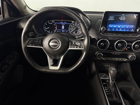 Used 2025 Nissan Sentra SV w/ All-Weather Package FWD image 13