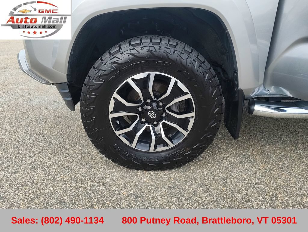 Used 2020 Toyota Tacoma TRD Sport w/ Technology Package AWD/4WD image 28