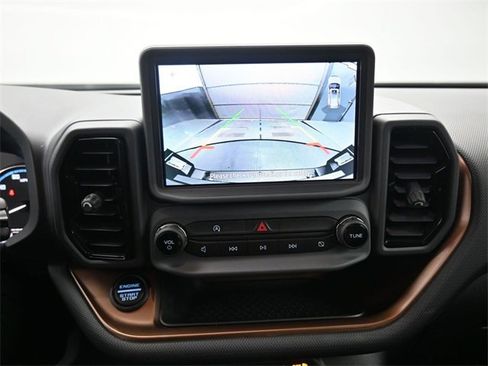 Used 2024 Ford Bronco Sport Outer Banks w/ Tech Package image 14