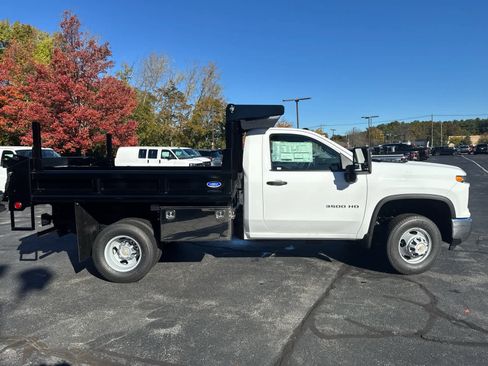 New 2025 Chevrolet Silverado 3500 W/T w/ WT Convenience Package image 2