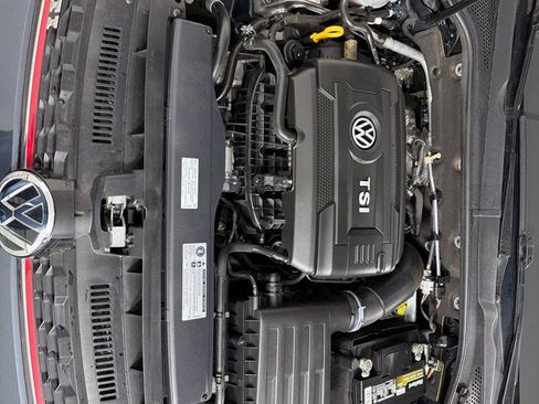 Used 2018 Volkswagen GTI S FWD image 21