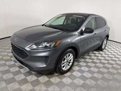 Used 2022 Ford Escape SE FWD image 9