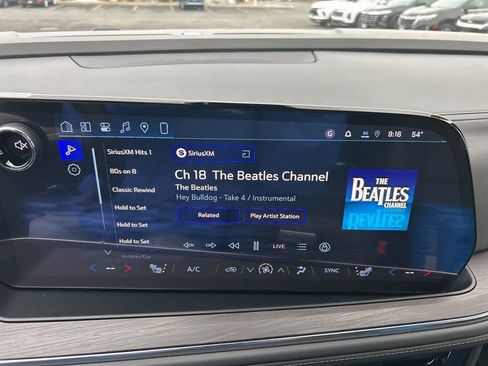 New 2026 Chevrolet Suburban Z71 image 8