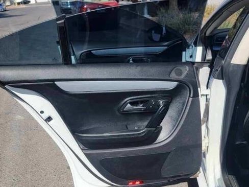 Used 2016 Volkswagen CC Trend image 21