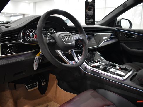 New 2026 Audi RS Q8 performance image 12