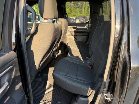 Used 2020 RAM 1500 Big Horn AWD/4WD image 13