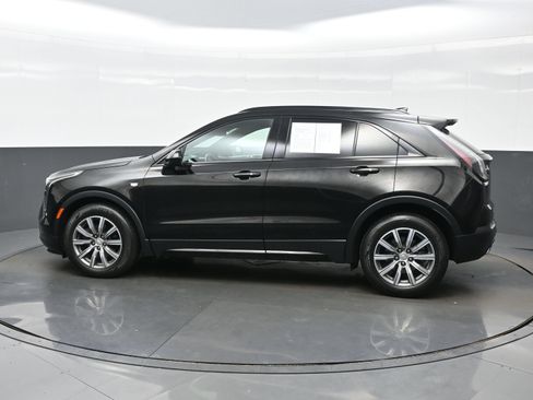 Used 2019 Cadillac XT4 Sport w/ Driver Awareness Package FWD image 3