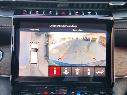 Used 2021 Jeep Grand Cherokee L Summit w/ Luxury Tech Group V image 14