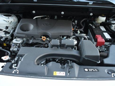 New 2025 Toyota RAV4 LE image 13