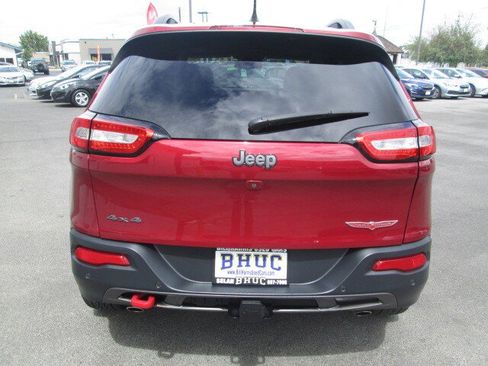 Used 2014 Jeep Cherokee Trailhawk w/ Technology Group AWD/4WD image 5