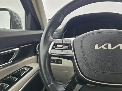 Used 2022 Kia Telluride EX w/ EX Premium Package image 32