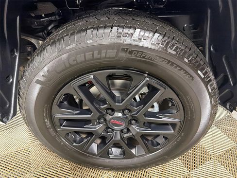 Used 2022 Toyota Tundra SR5 image 19