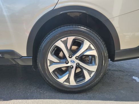 Used 2020 Subaru Outback Limited image 35