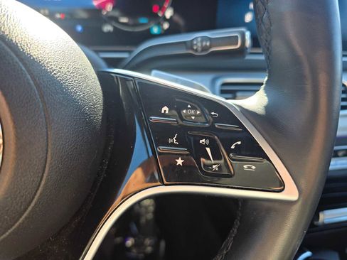 Used 2025 Mercedes-Benz GLS 450 4MATIC image 33