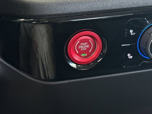 Used 2024 Chevrolet Silverado 1500 LT RWD image 29
