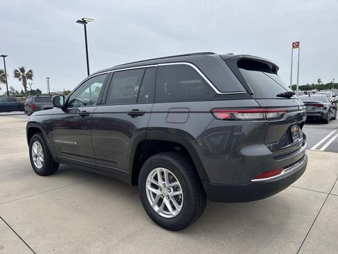 New 2026 Jeep Grand Cherokee Laredo RWD image 5