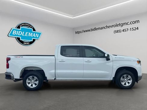 Used 2023 Chevrolet Silverado 1500 LT AWD/4WD image 9