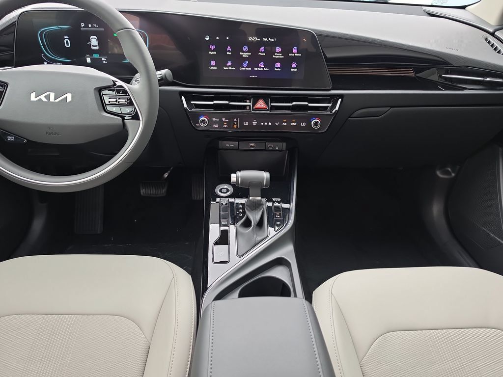 New 2026 Kia Niro EX FWD image 14