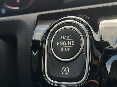 Used 2023 Mercedes-Benz CLA 250 image 31