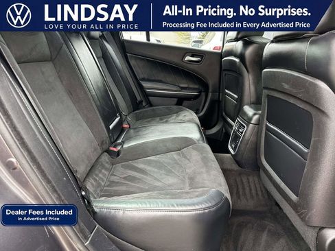 Used 2016 Dodge Charger R/T RWD image 13