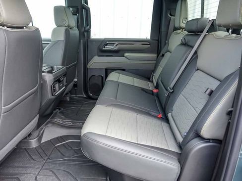 New 2026 Chevrolet Silverado 2500 ZR2 w/ LPO, Dark Essentials Package AWD/4WD image 20