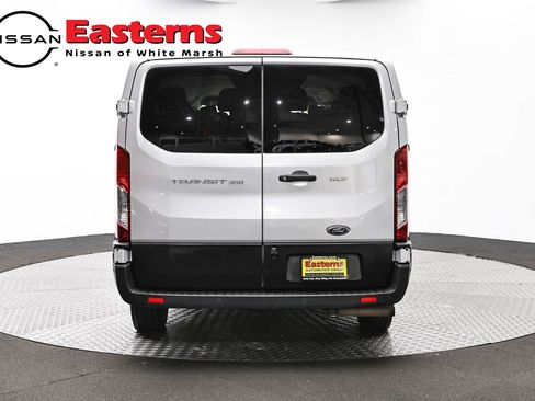 Used 2022 Ford Transit 350 XLT RWD image 6