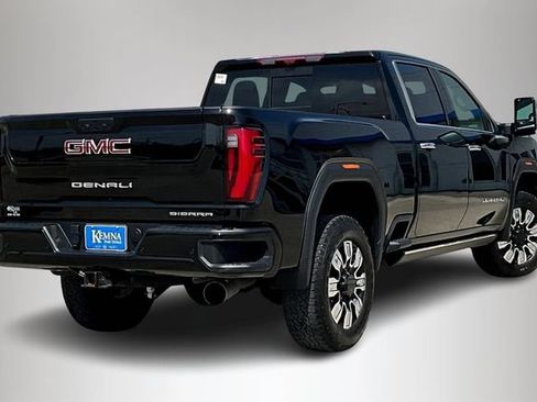 Used 2025 GMC Sierra 3500 Denali w/ Denali Reserve Package AWD/4WD image 6