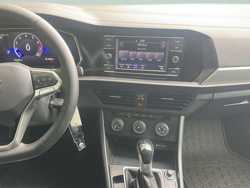 Used 2024 Volkswagen Jetta S FWD image 19