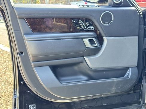 Used 2020 Land Rover Range Rover HSE image 20